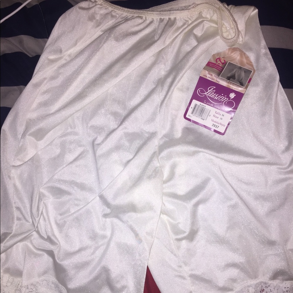 New white bloomers